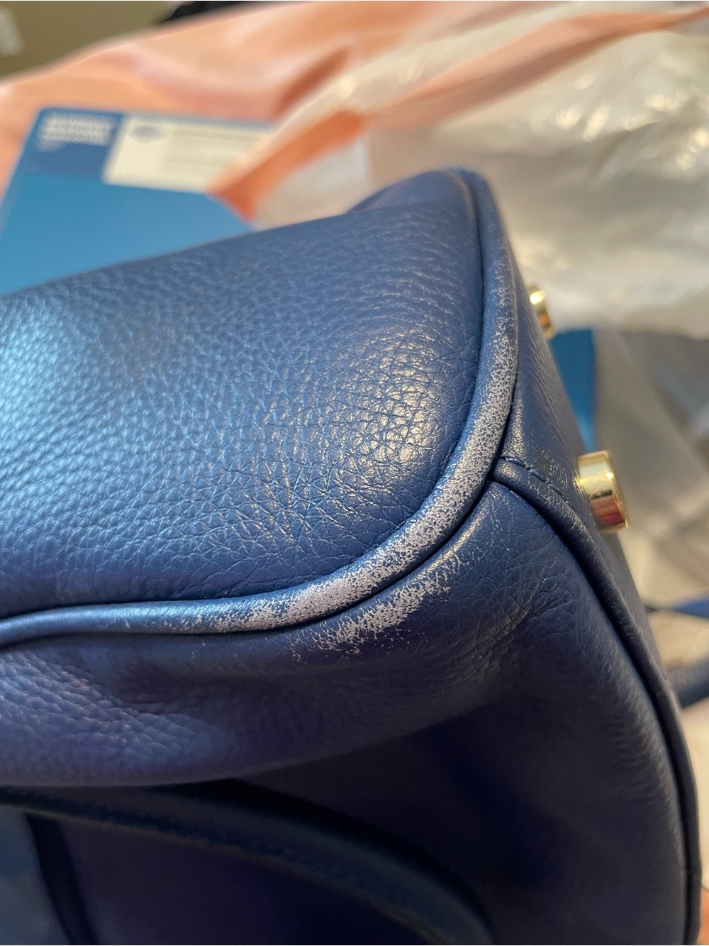 Danier Blue Leather Handbag with Padlock Accent - Picture 4 of 5